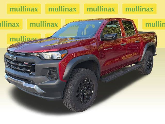 Used 2024 Chevrolet Colorado Trail Boss w/ Technology Package AWD/4WD image 17
