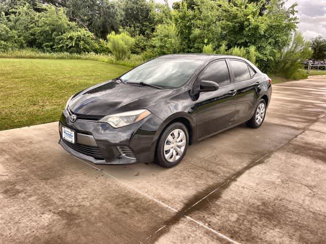 Used 2016 Toyota Corolla LE FWD image 2