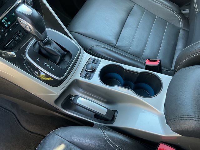 Used 2015 Ford C-MAX Energi SEL w/ Equipment Group 302A FWD image 18