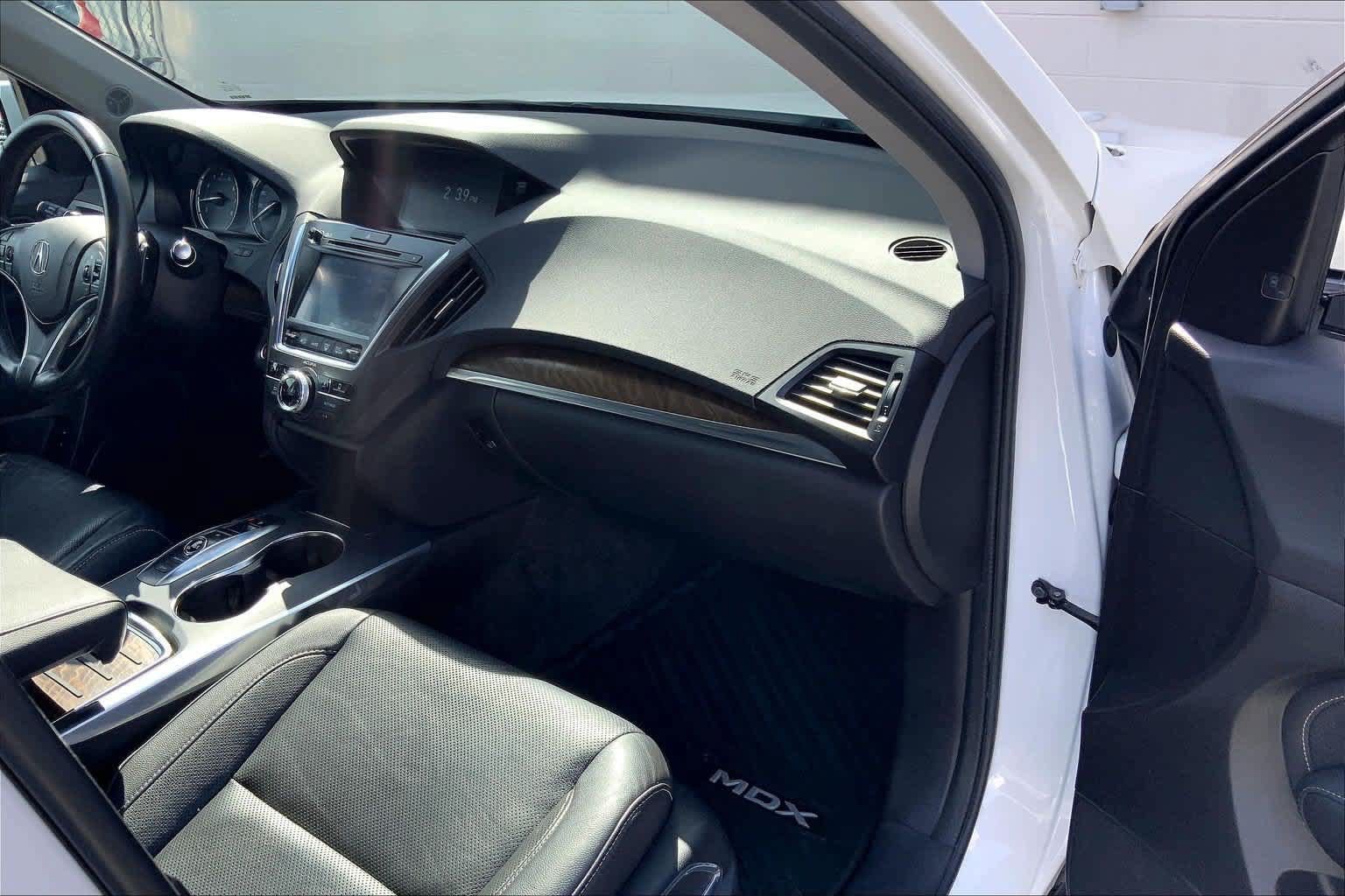 Used 2020 Acura MDX w/ Technology Package FWD image 23