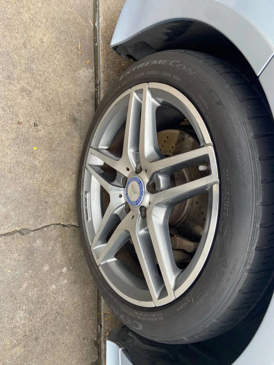 Used 2015 Mercedes-Benz E 400 Sedan w/ Driver Assistance Package image 18