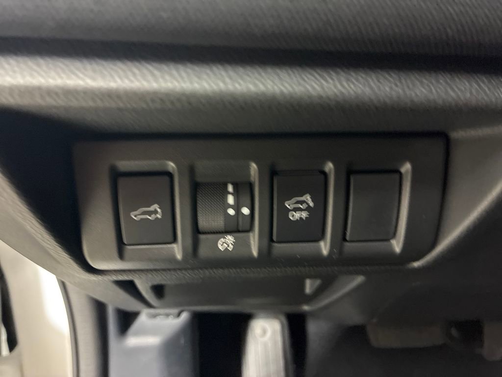 Certified 2025 Subaru Outback Premium AWD/4WD image 24