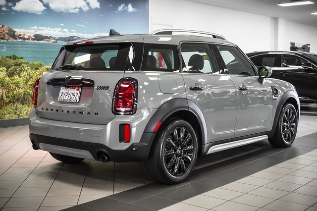 Used 2022 MINI Cooper Countryman S w/ Premium Package image 6