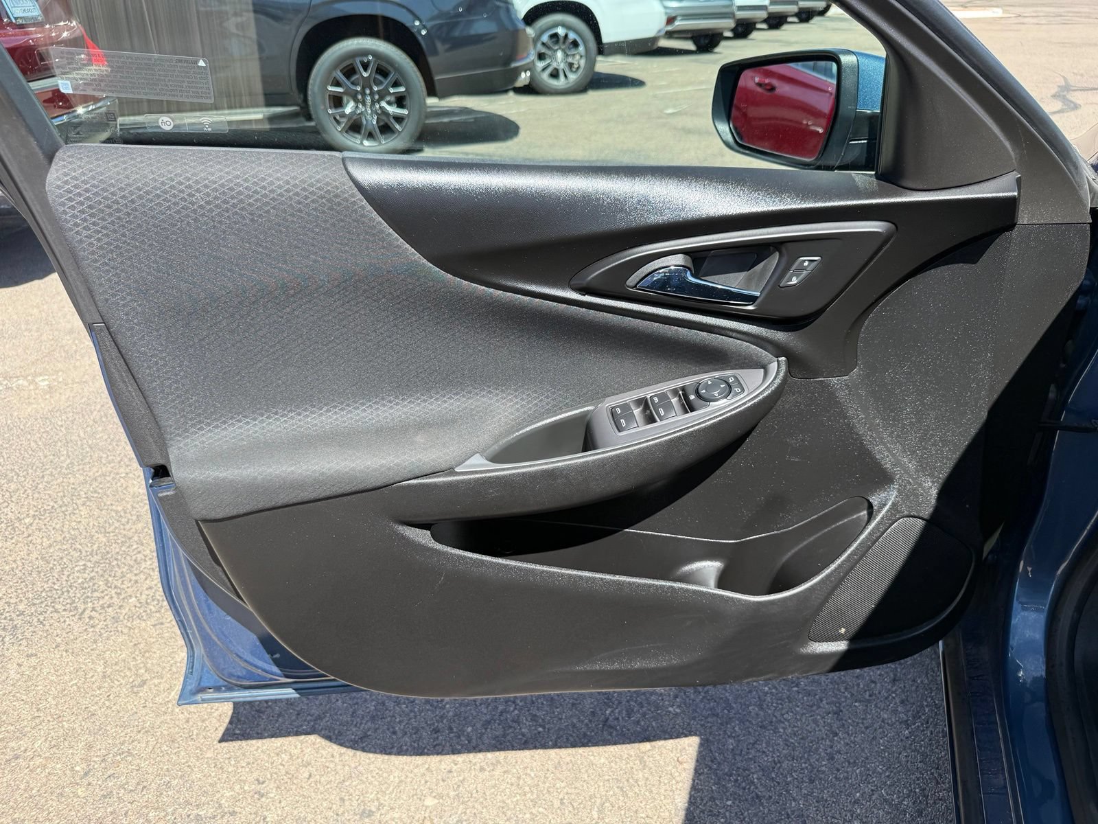 Used 2024 Chevrolet Malibu LT FWD image 9