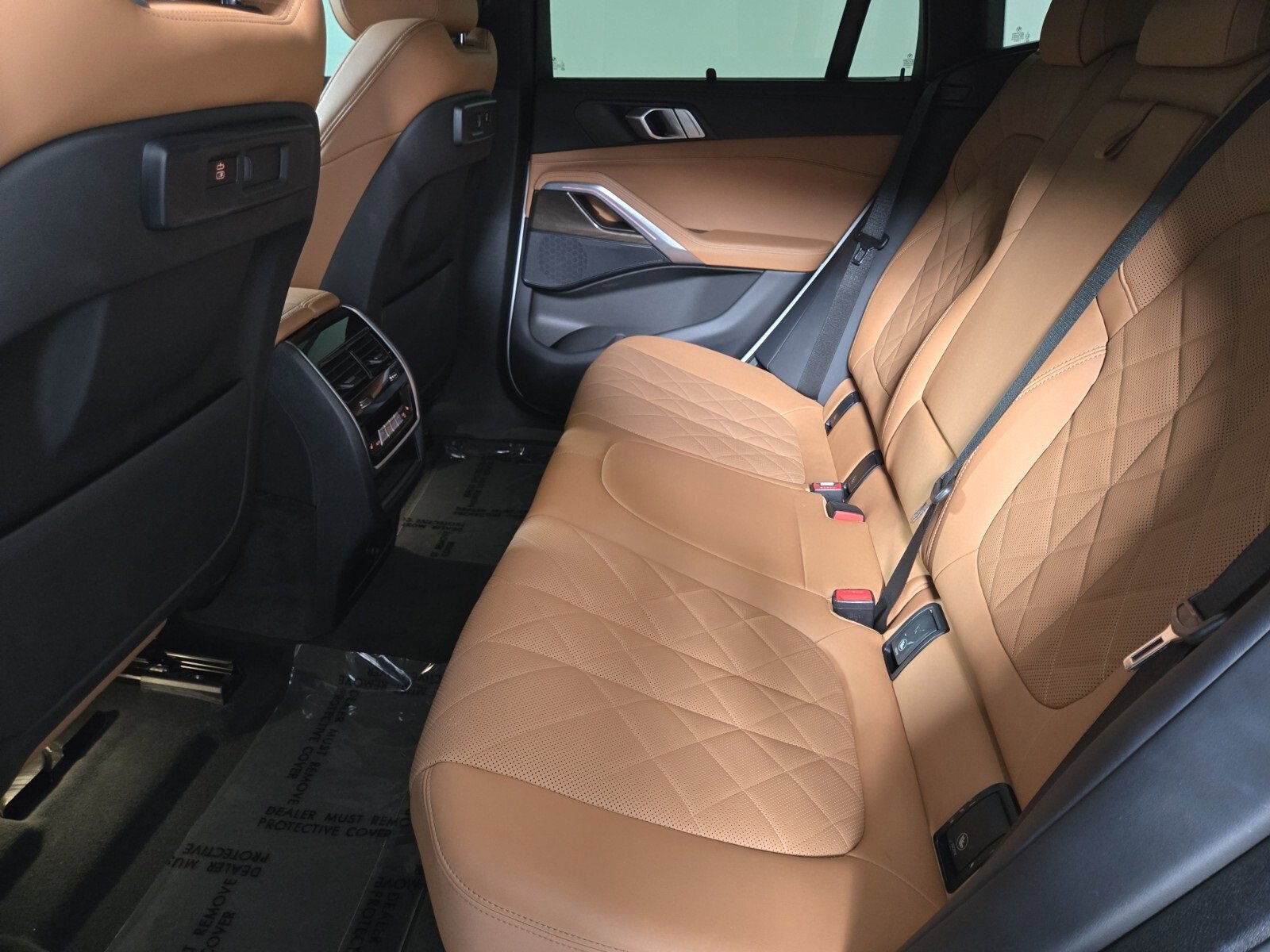 Used 2023 BMW X6 xDrive40i w/ M Sport Package image 12