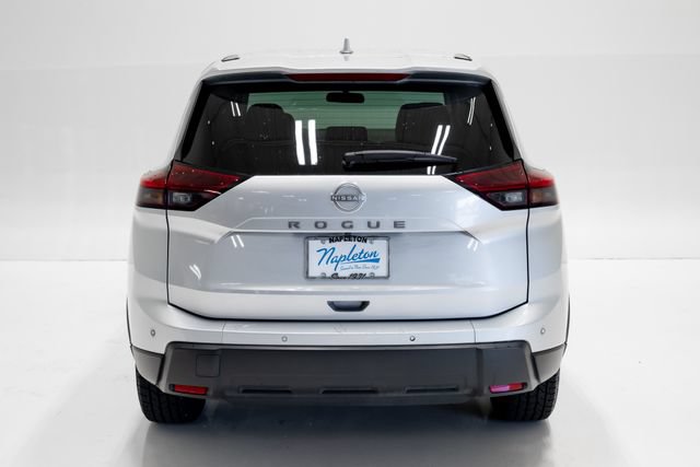 Used 2025 Nissan Rogue SV FWD image 31