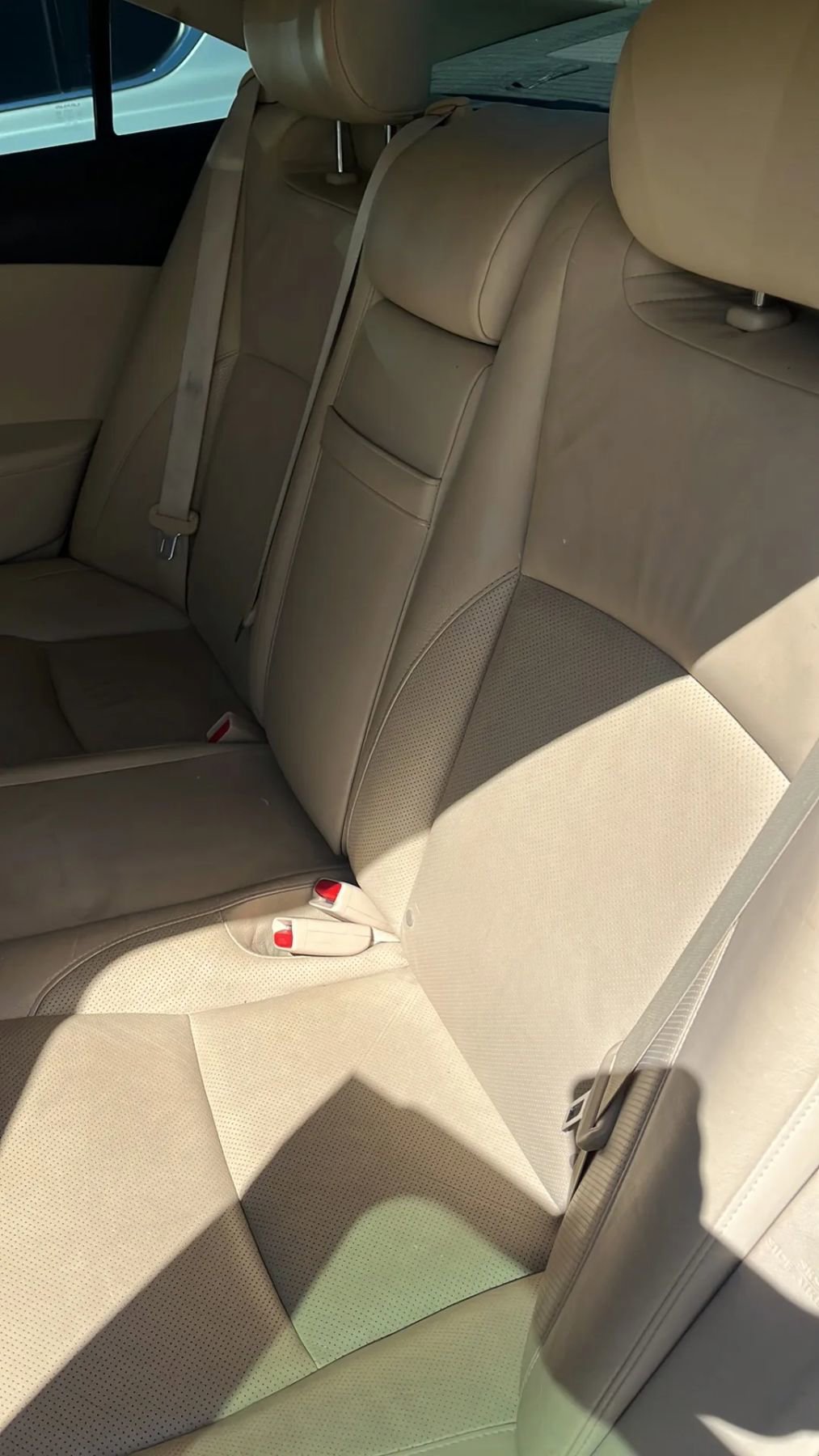 Used 2010 Lexus ES 350 image 9