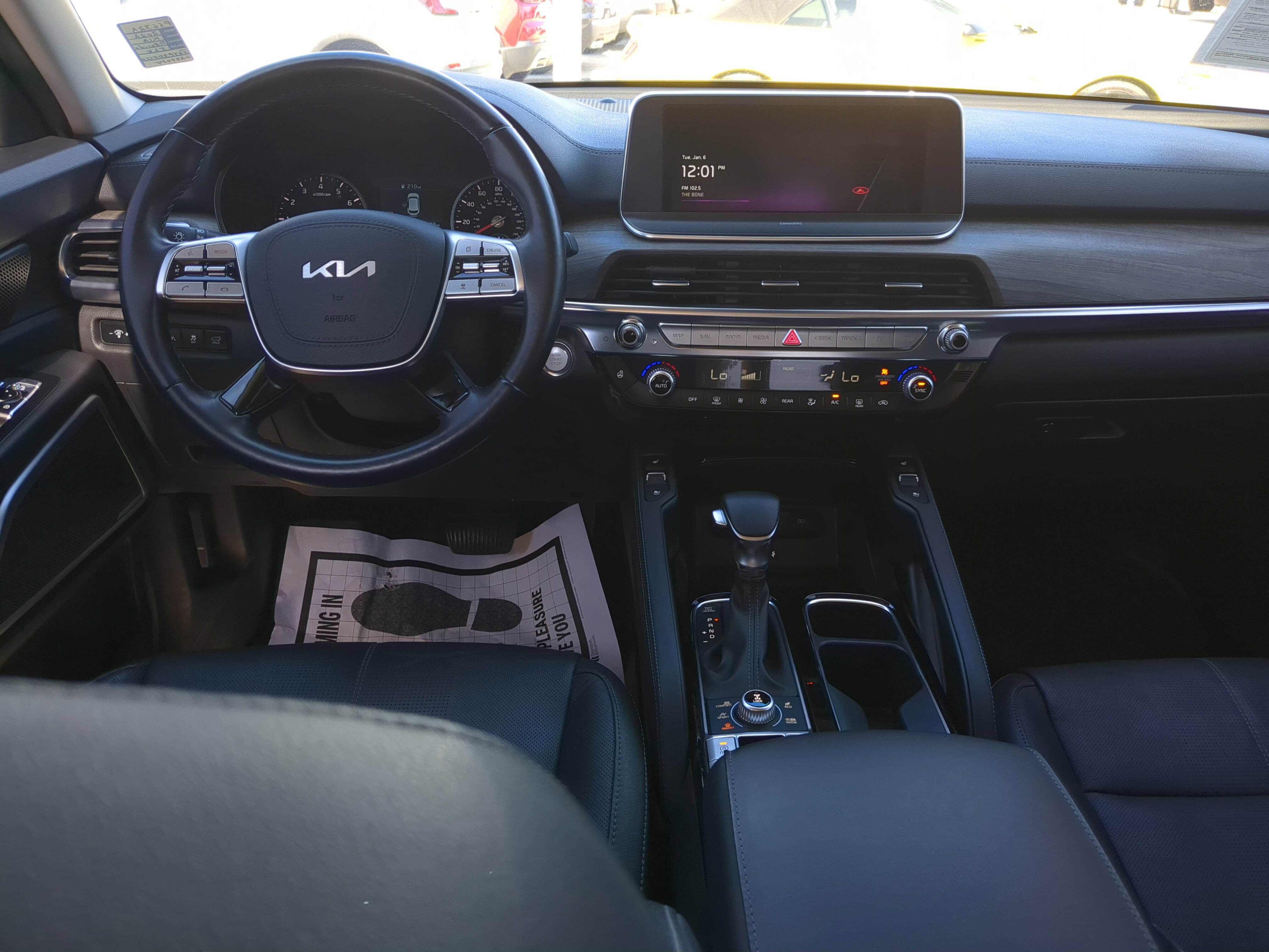 Used 2022 Kia Telluride EX w/ EX Premium Package image 13