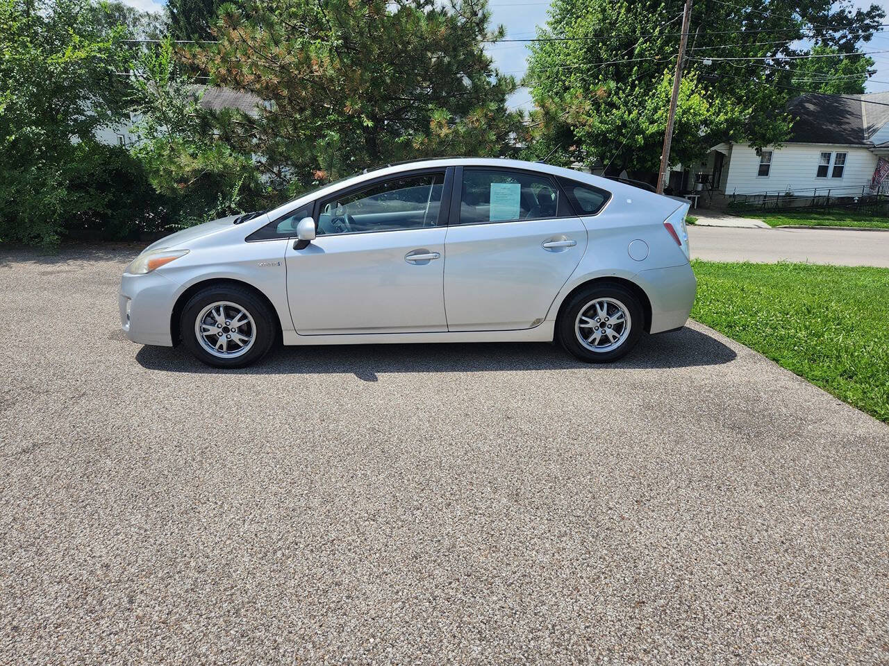 Used 2010 Toyota Prius One FWD image 4