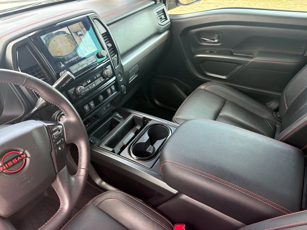 Used 2023 Nissan Titan PRO-4X w/ Pro-4x Convenience Package image 19