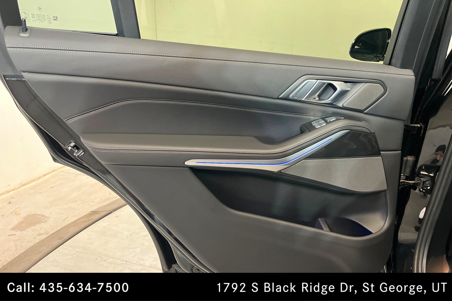 Used 2021 BMW X7 xDrive40i w/ Premium Package AWD/4WD image 18