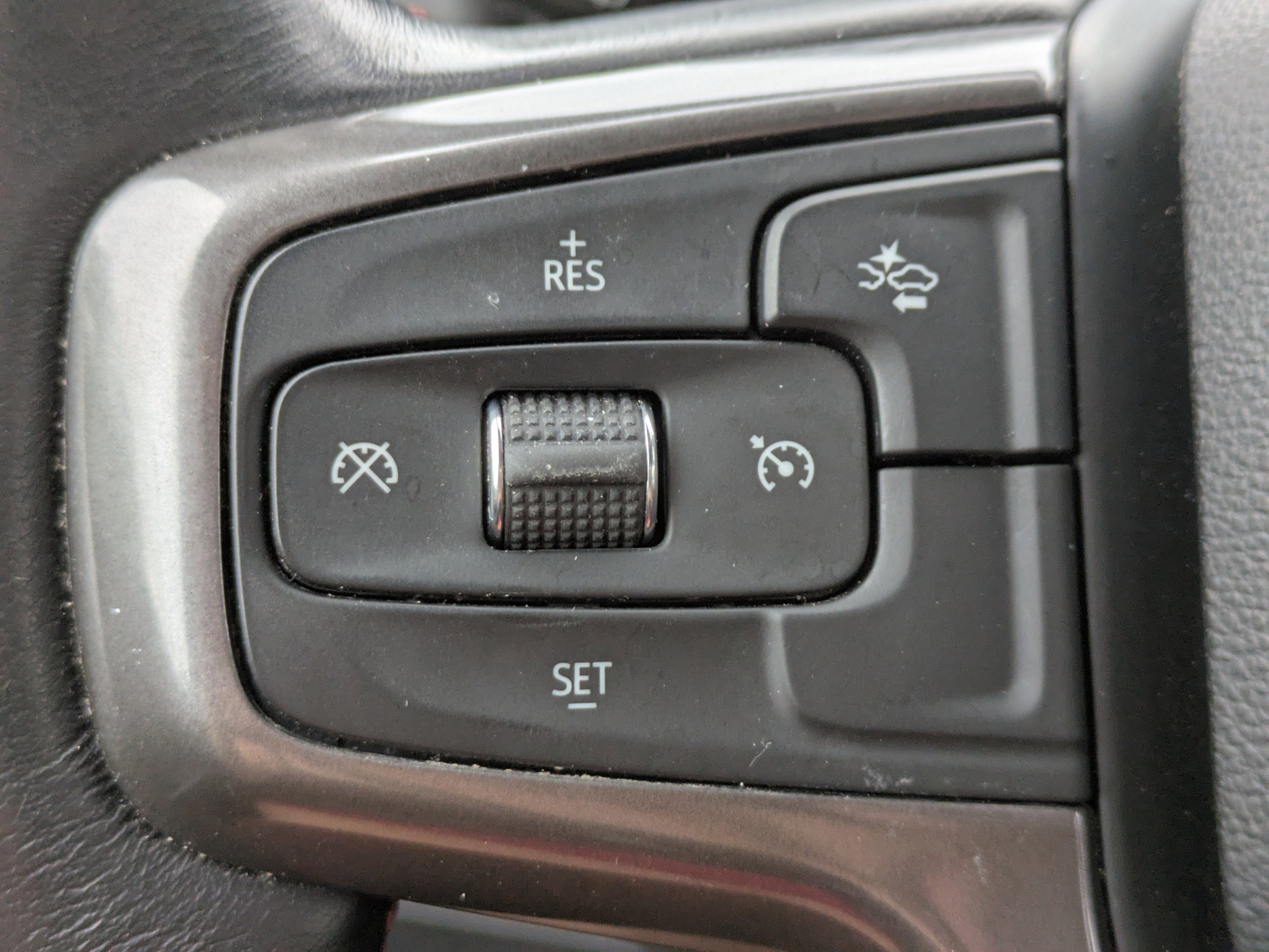 Used 2024 Chevrolet Suburban RST image 25