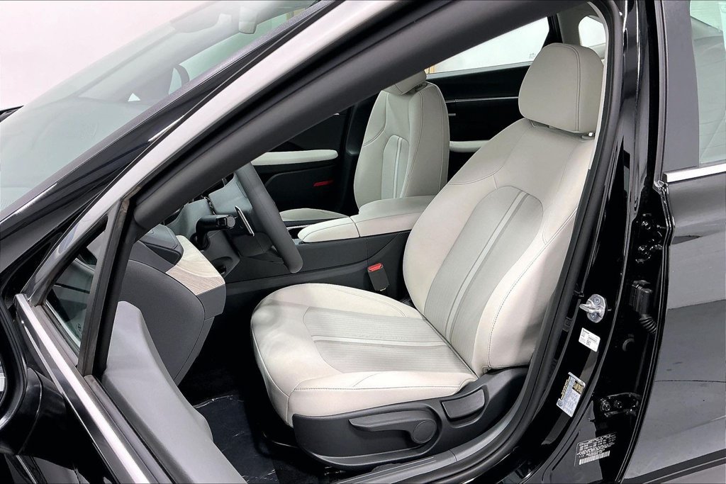 New 2026 Hyundai Sonata Blue FWD image 24