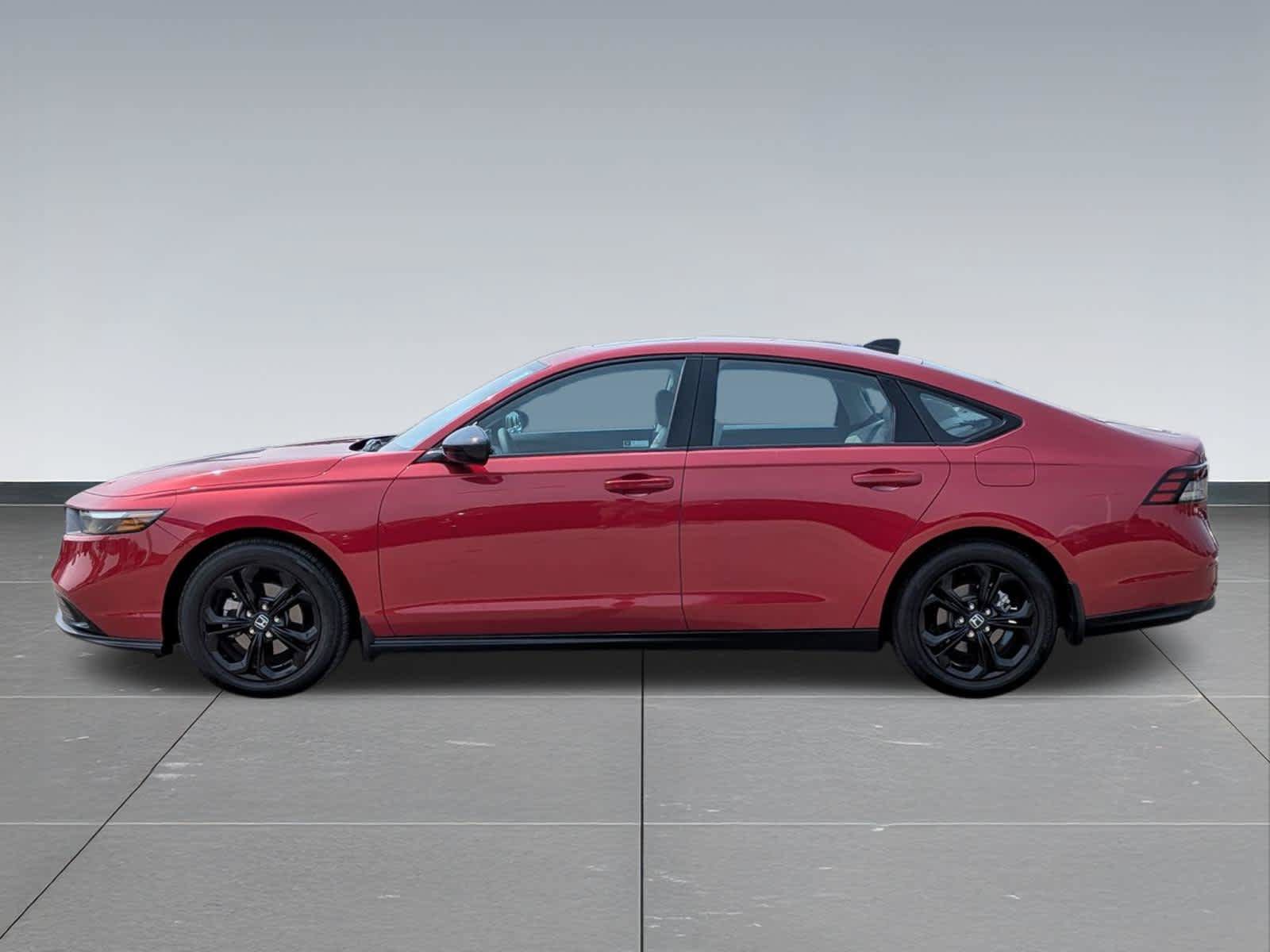 Used 2025 Honda Accord SE image 2