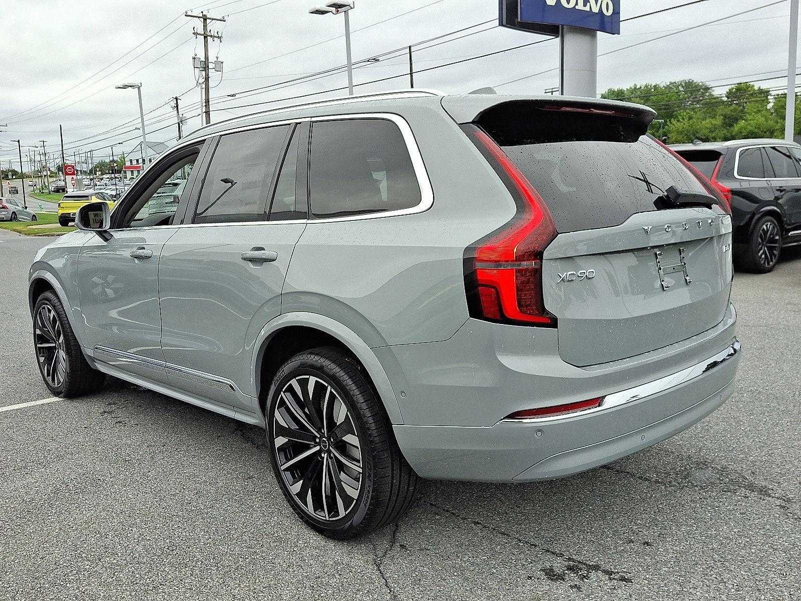 New 2026 Volvo XC90 B6 Ultra image 3