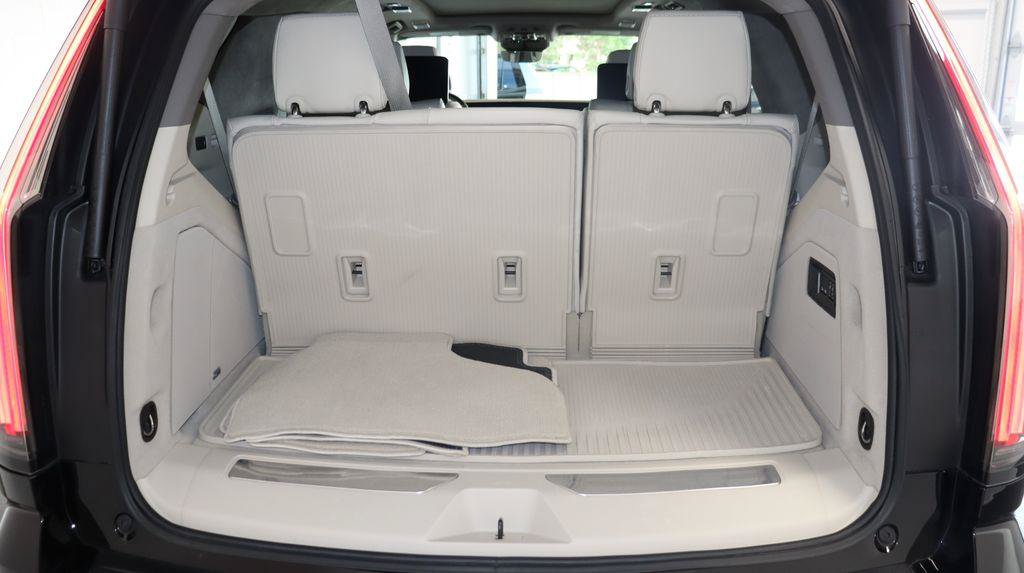 Certified 2025 Cadillac Escalade Sport Platinum AWD/4WD image 31