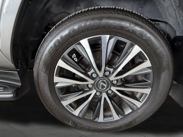 Certified 2024 Lexus LX 600 4WD w/ Interior Upgrade Package image 25