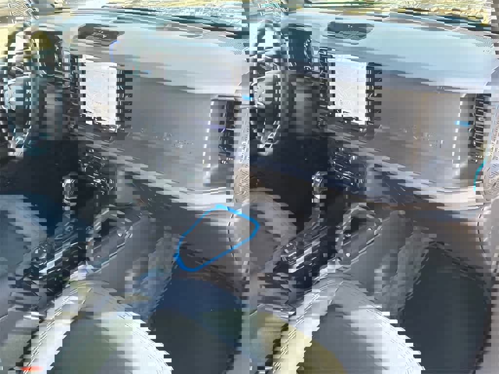 Used 2024 Ford Bronco Black Diamond image 13