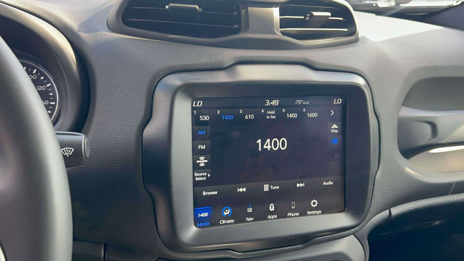 Used 2023 Jeep Renegade Altitude image 23