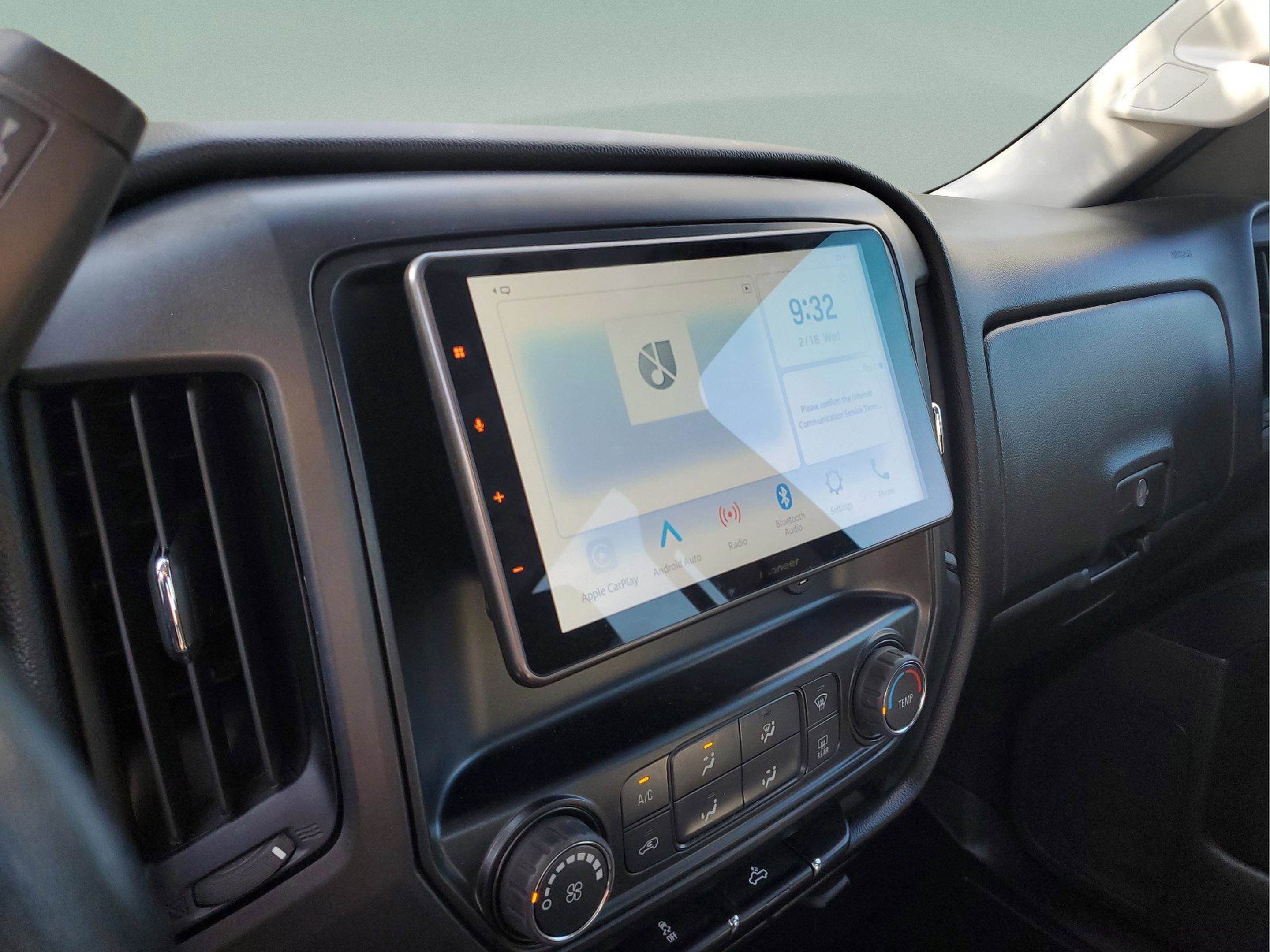 Used 2018 Chevrolet Silverado 1500 Custom w/ Custom Value Package image 17