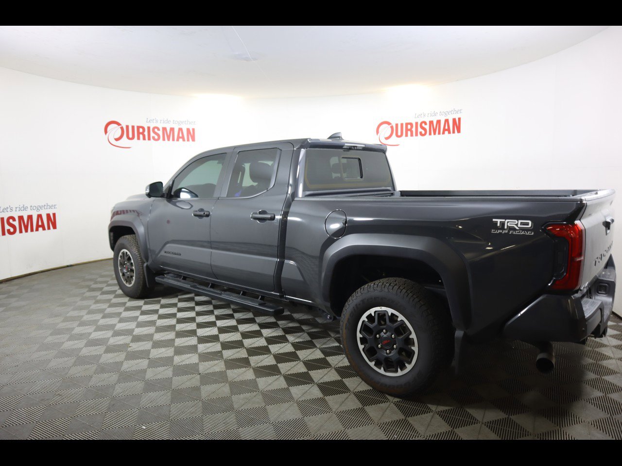 Used 2025 Toyota Tacoma TRD Off-Road w/ TRD Off Road Premium Package AWD/4WD image 8
