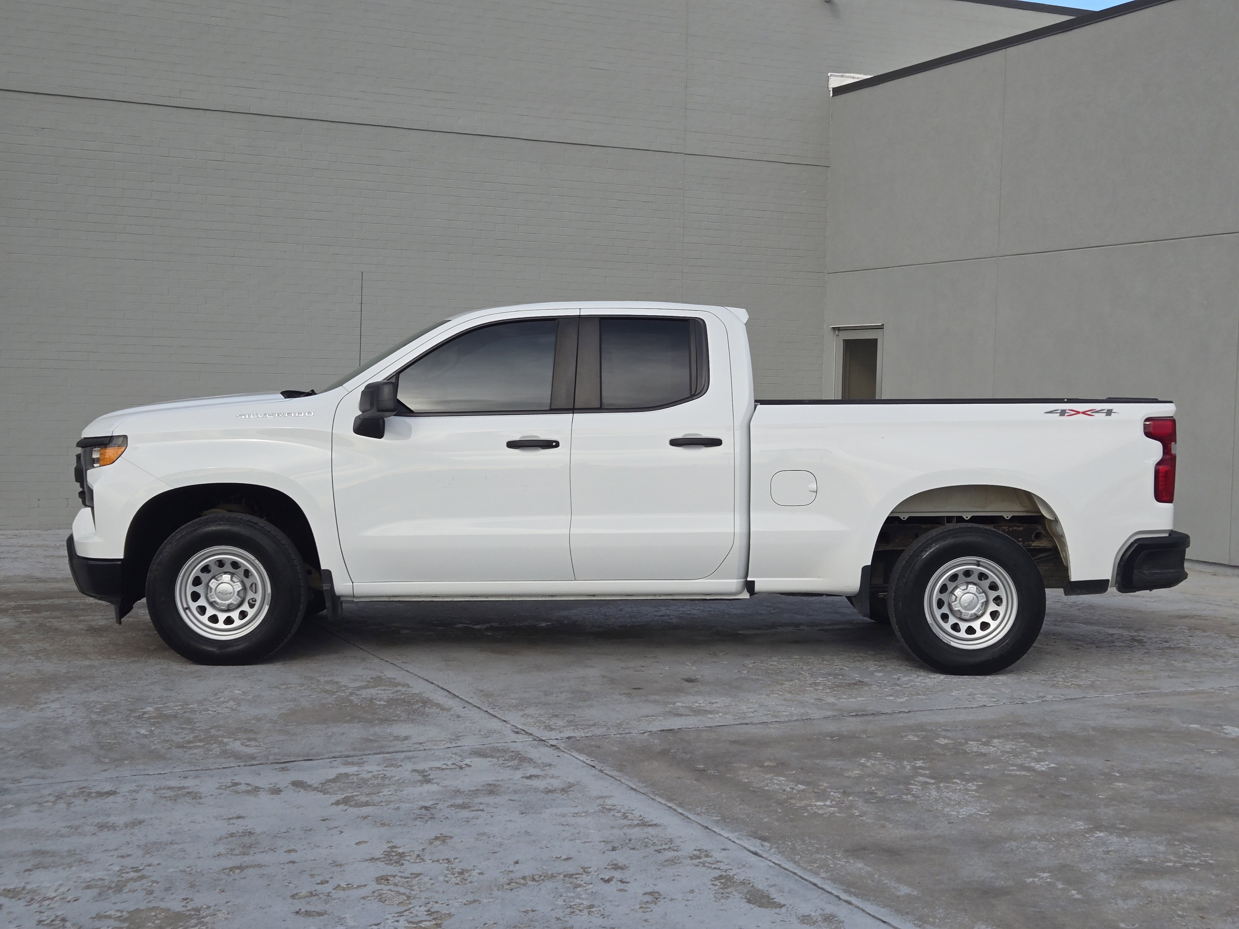 Used 2023 Chevrolet Silverado 1500 W/T w/ WT Value Package image 6