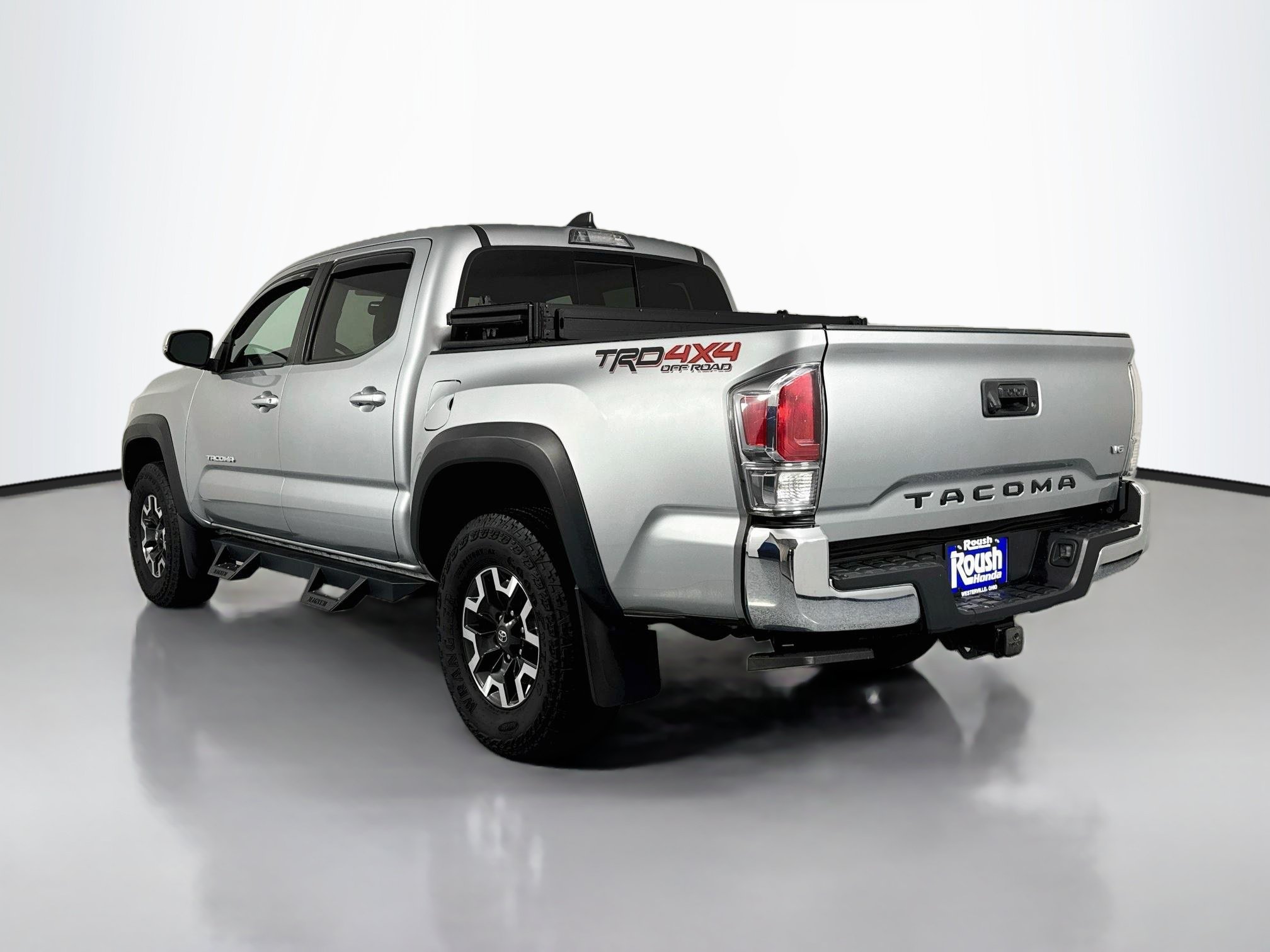 Used 2023 Toyota Tacoma TRD Off-Road AWD/4WD image 7