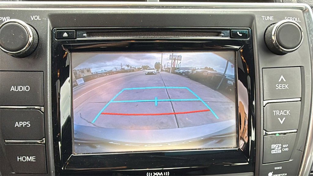 Used 2017 Toyota Camry XLE image 26