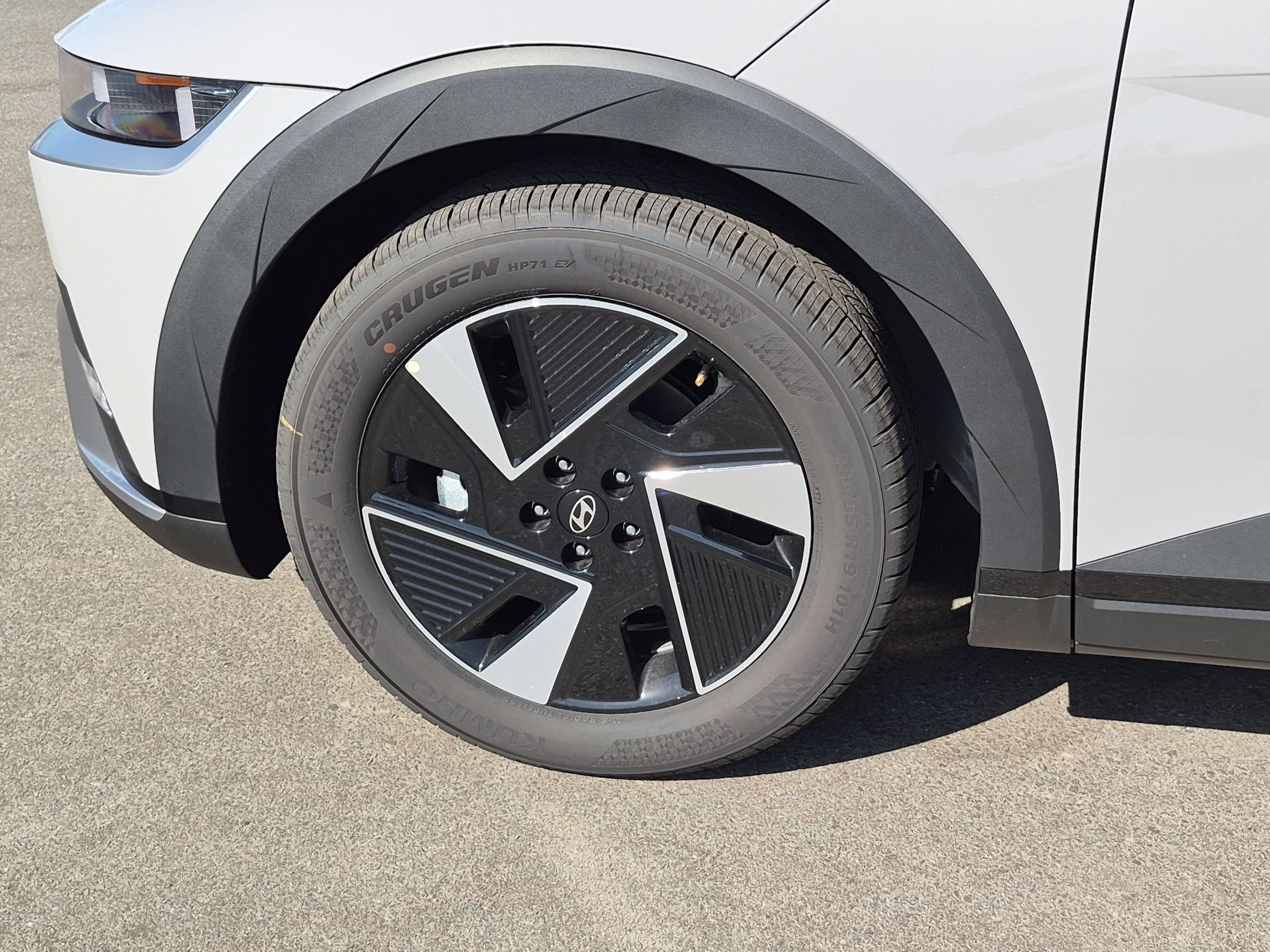 New 2027 Hyundai Ioniq 5 SEL RWD image 10