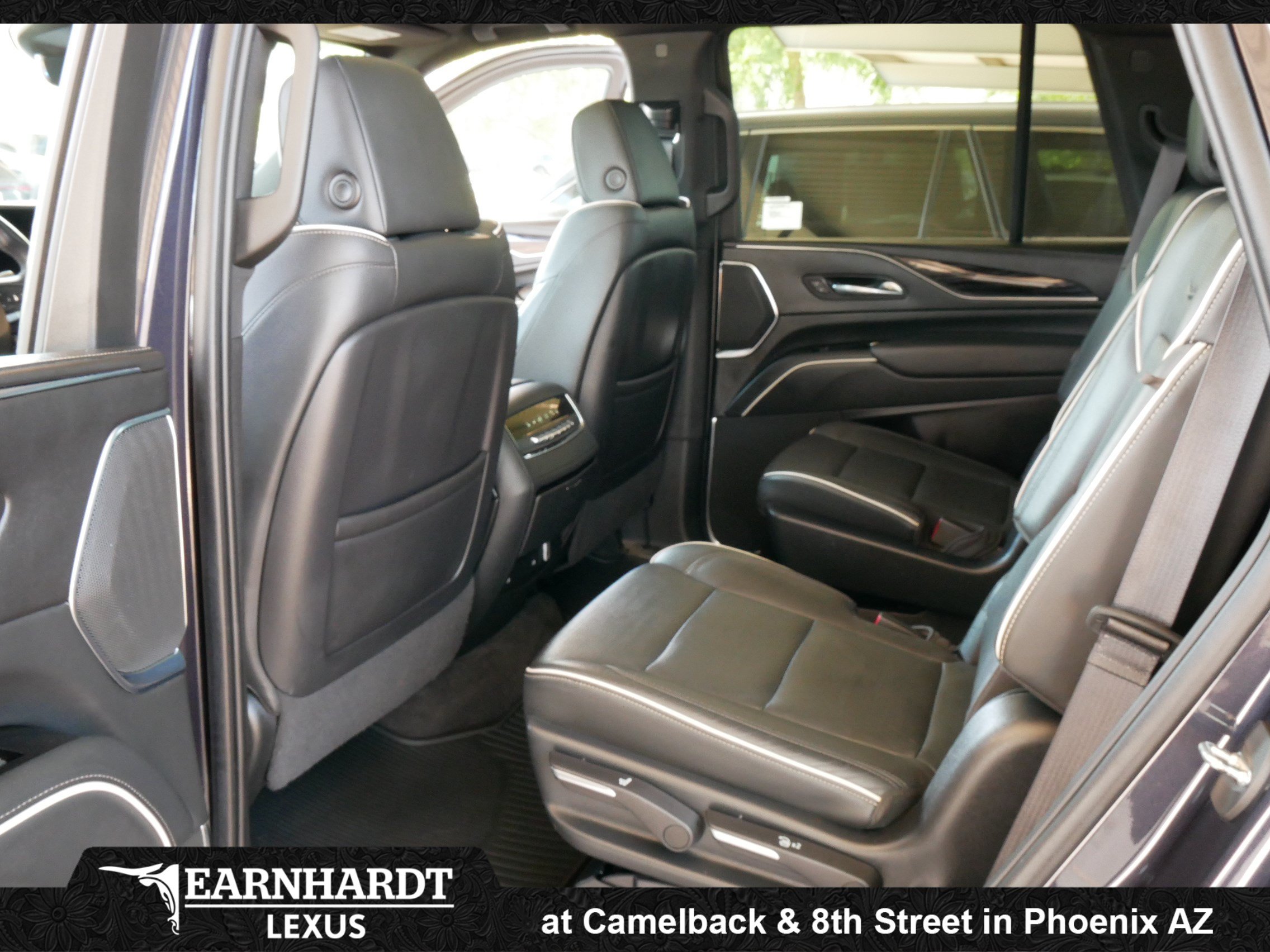 Used 2022 Cadillac Escalade Sport AWD/4WD image 22