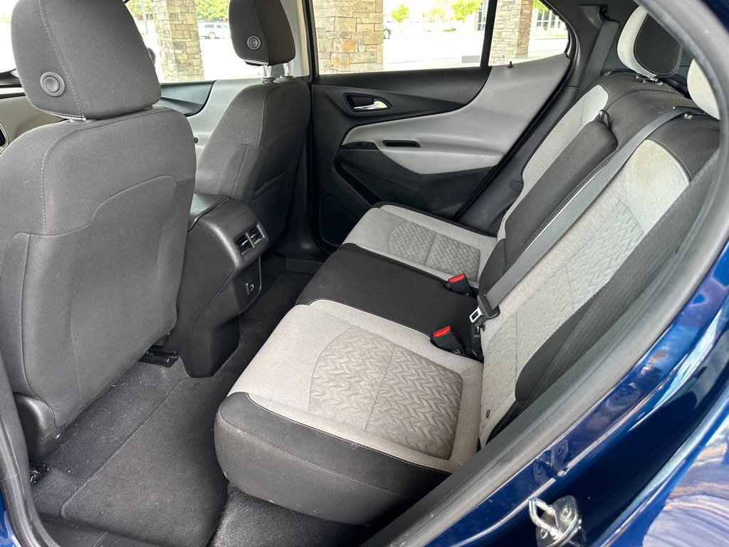 Used 2022 Chevrolet Equinox LS FWD image 6