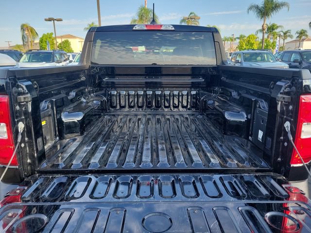 Used 2026 Ford Maverick XLT w/ XLT Luxury Package FWD image 28