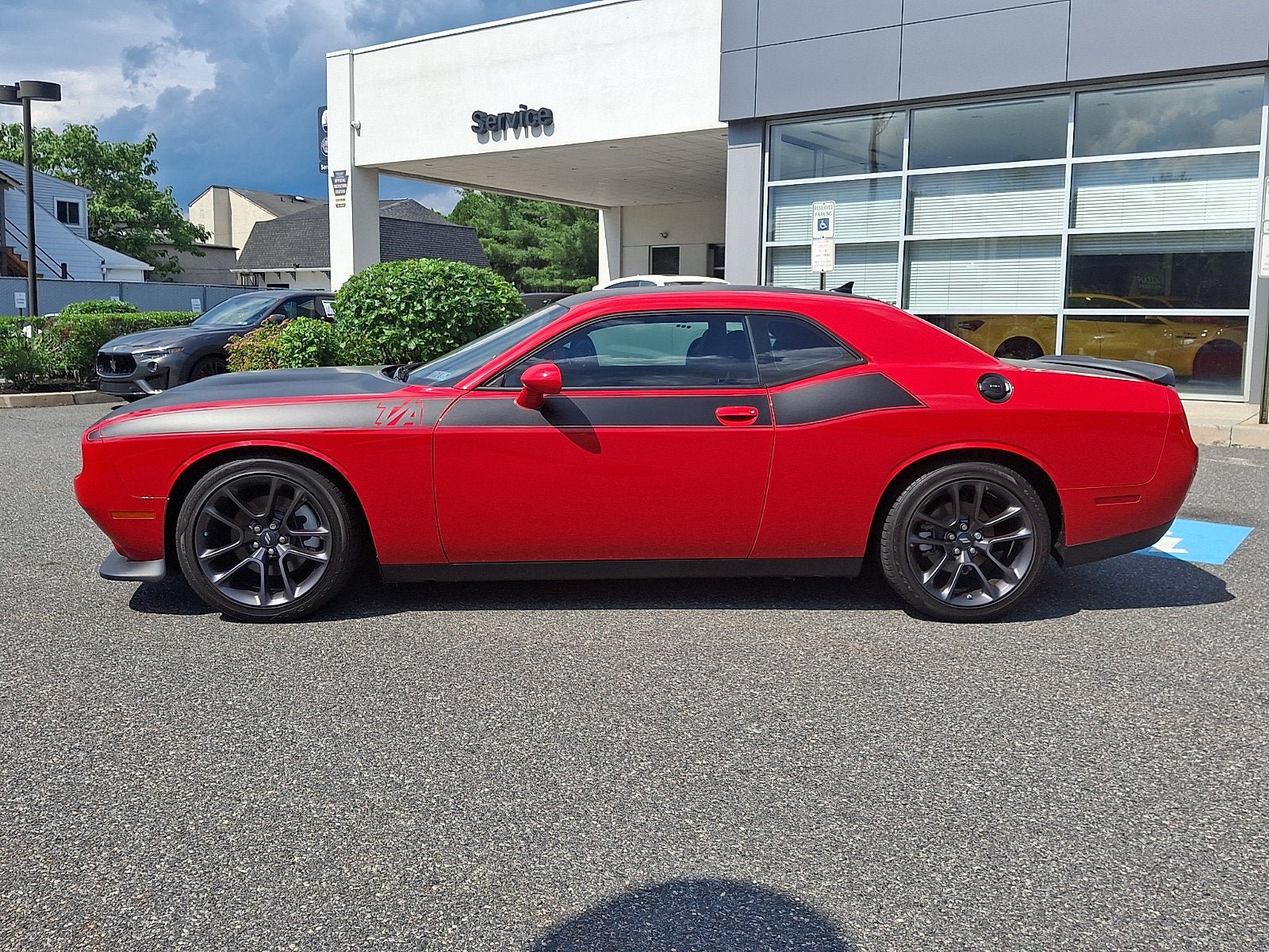 Used 2023 Dodge Challenger R/T w/ T/A Package RWD image 7
