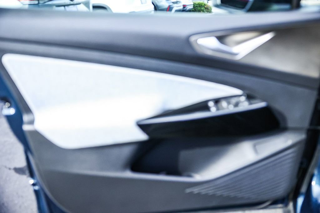 Certified 2023 Volkswagen ID.4 2WD image 26