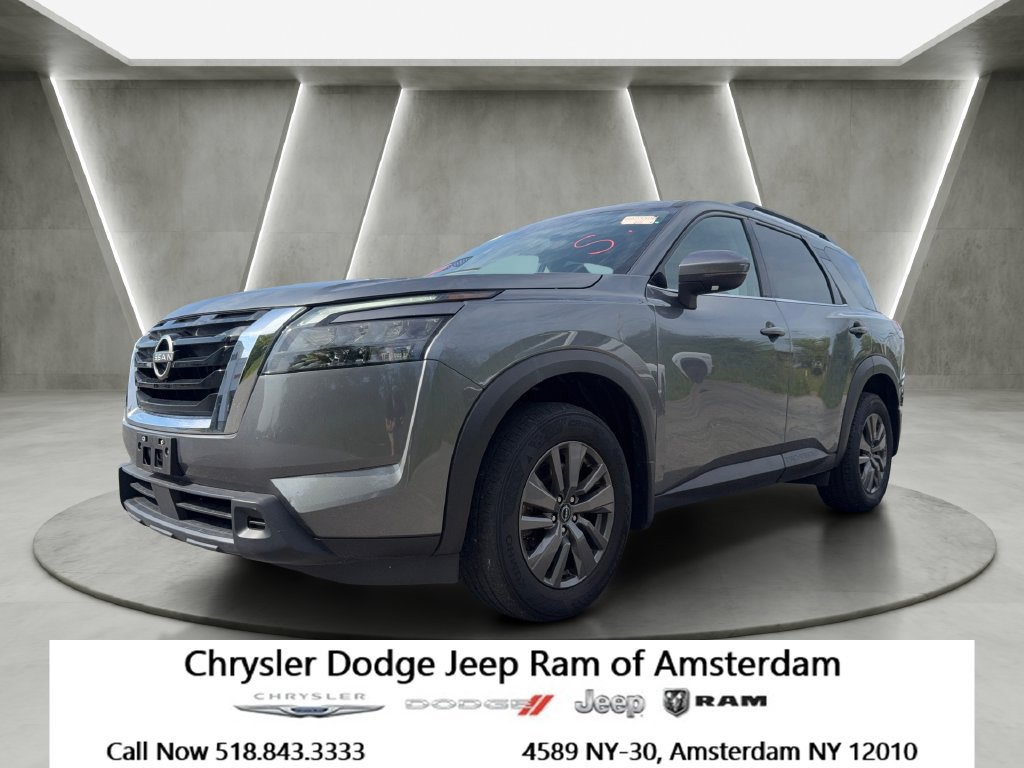 Used 2024 Nissan Pathfinder SV AWD/4WD image 1