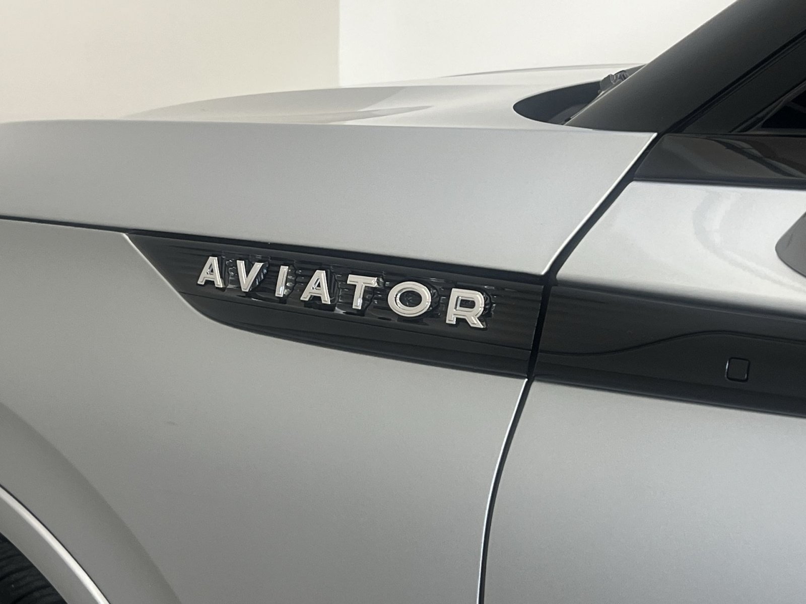 Used 2023 Lincoln Aviator Black Label AWD/4WD image 31