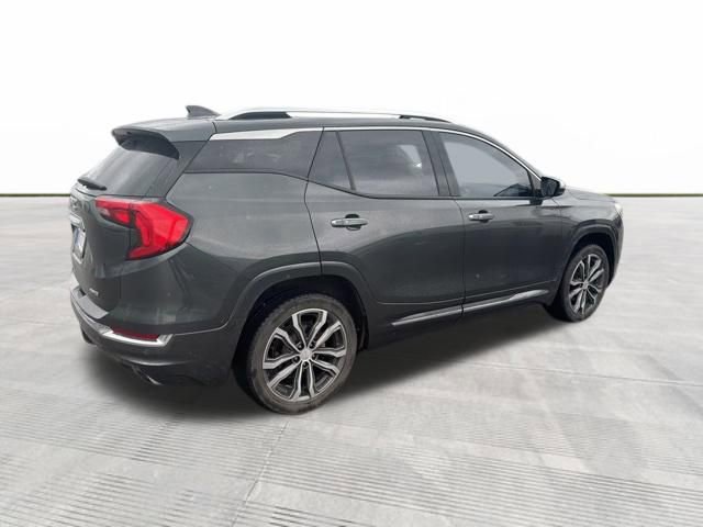 Used 2018 GMC Terrain Denali w/ Advanced Safety Package AWD/4WD image 4