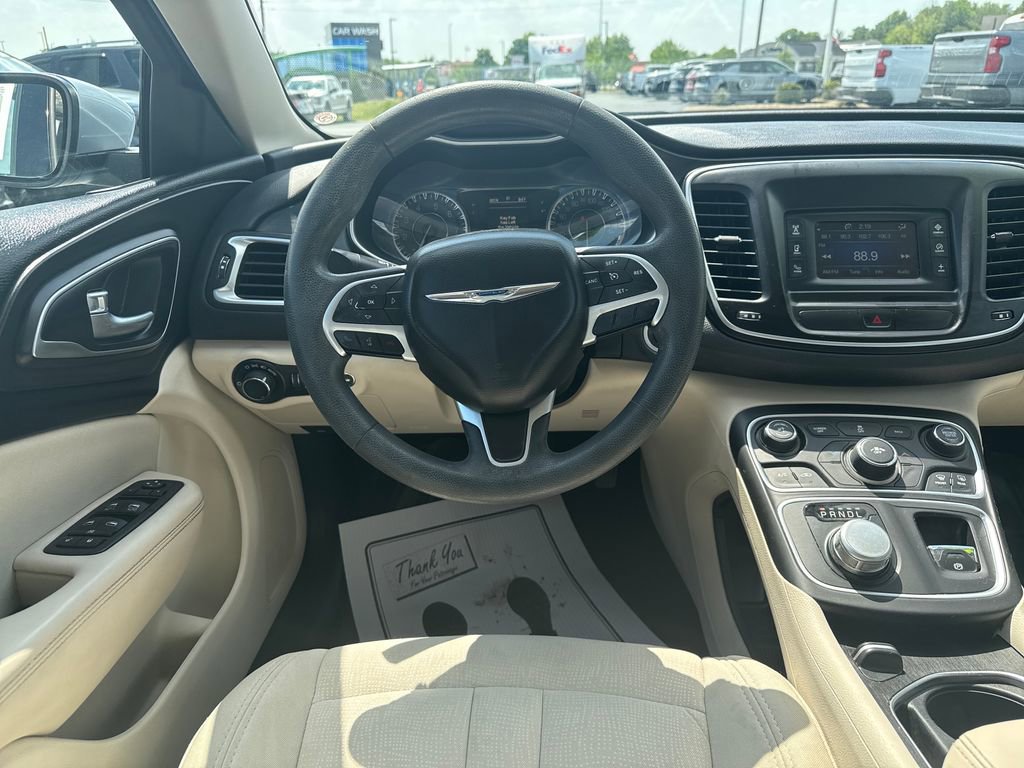 Used 2015 Chrysler 200 Limited FWD image 15
