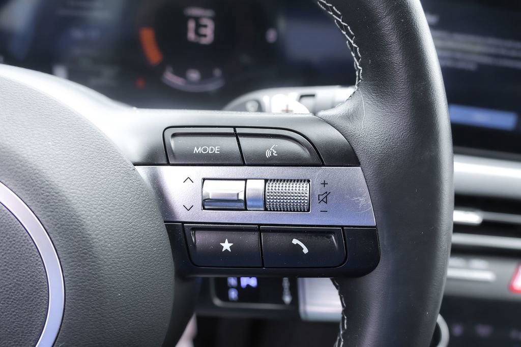 Used 2025 Hyundai Sonata SEL FWD image 20