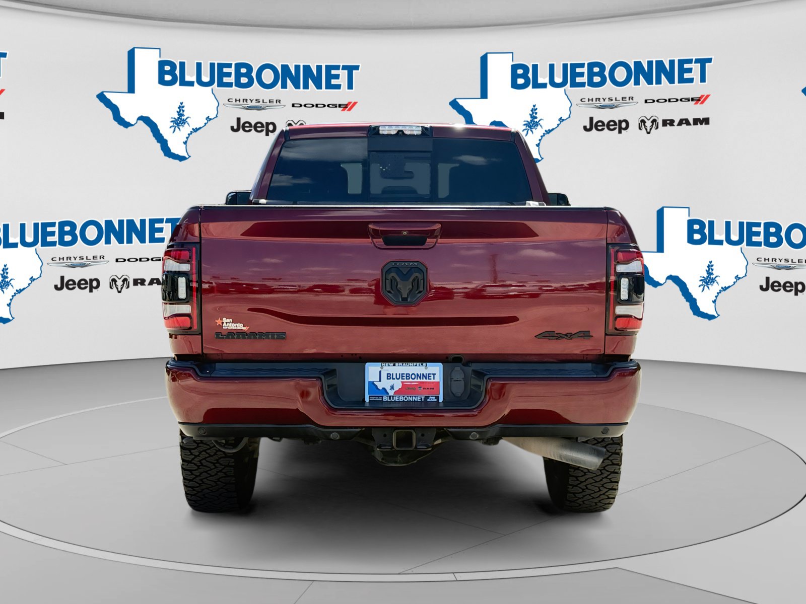 Certified 2019 RAM 2500 Laramie w/ Night Edition AWD/4WD image 6