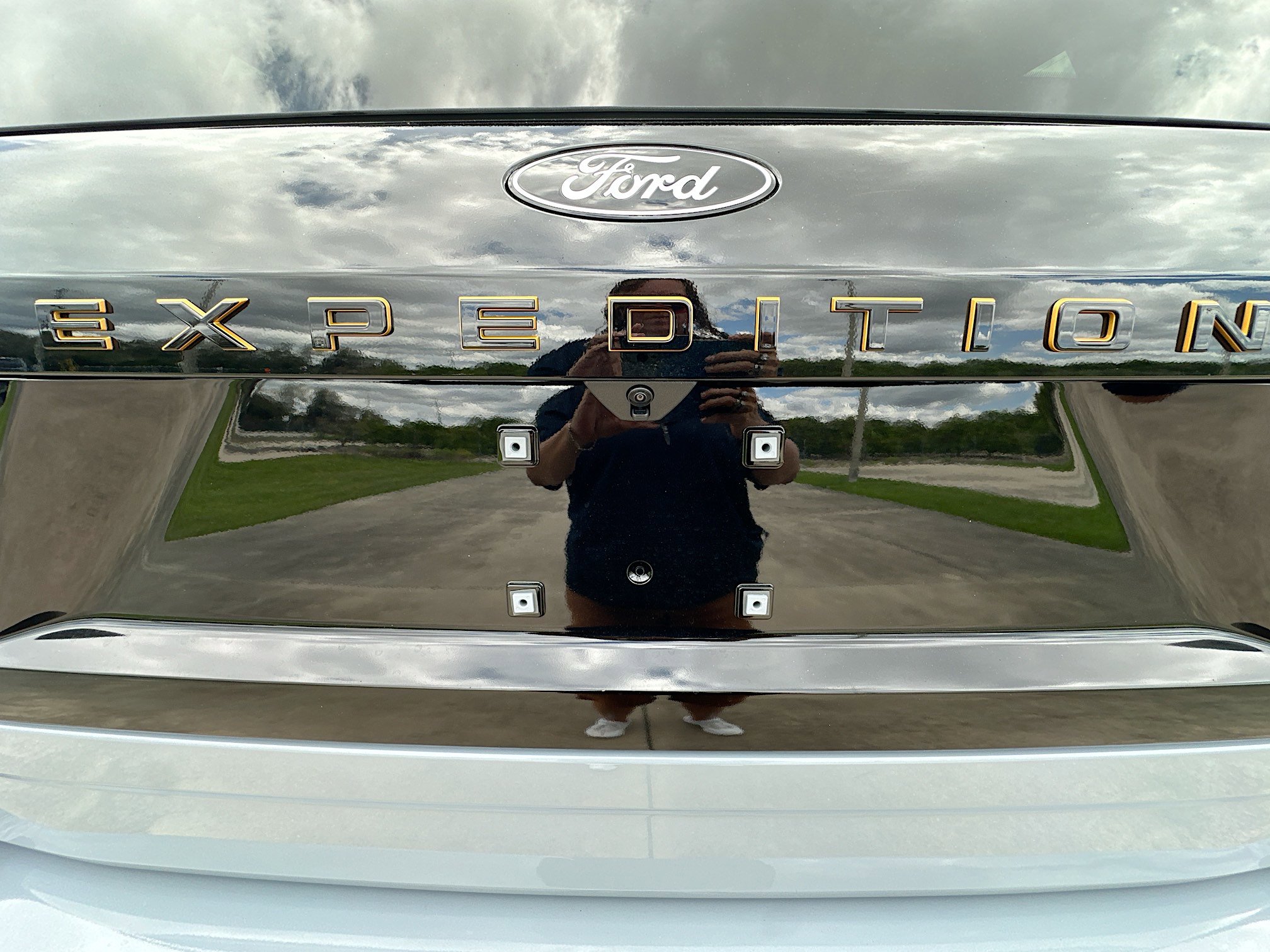 New 2026 Ford Expedition Tremor image 22