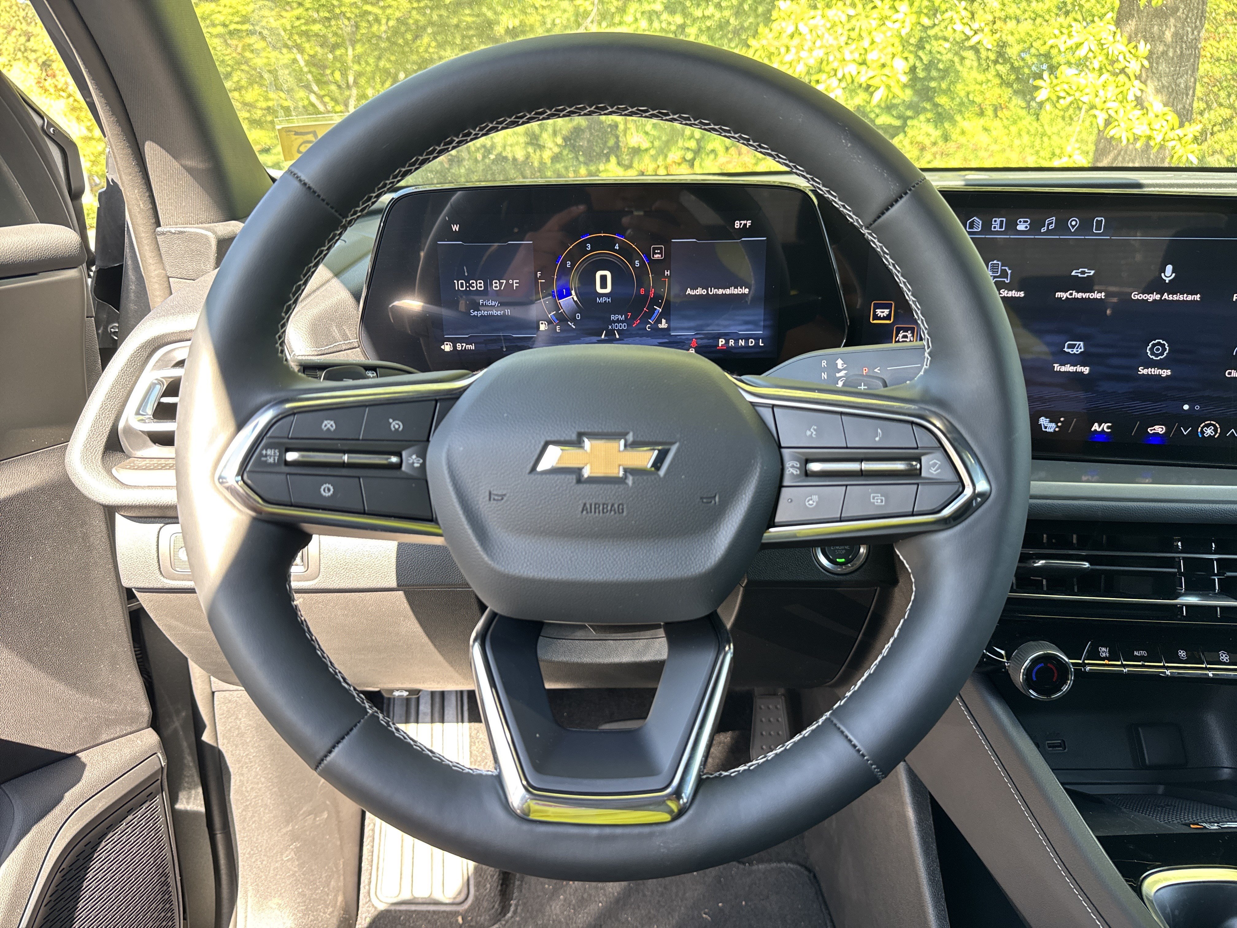 New 2027 Chevrolet Traverse LT FWD image 23