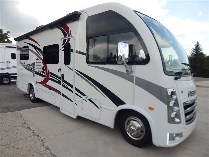 Used 2022 Ford E-350 and Econoline 350 Super Duty w/ A/C Prep Package RWD image 5