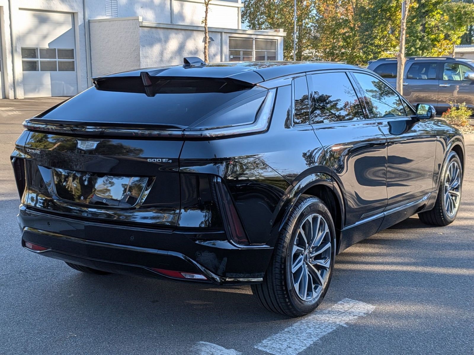Used 2024 Cadillac Lyriq Sport image 3