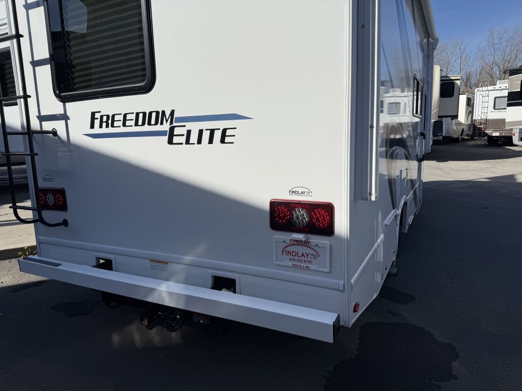 Used 2024 Ford E-350 and Econoline 350 Super Duty w/ Motorhome Prep Package image 29