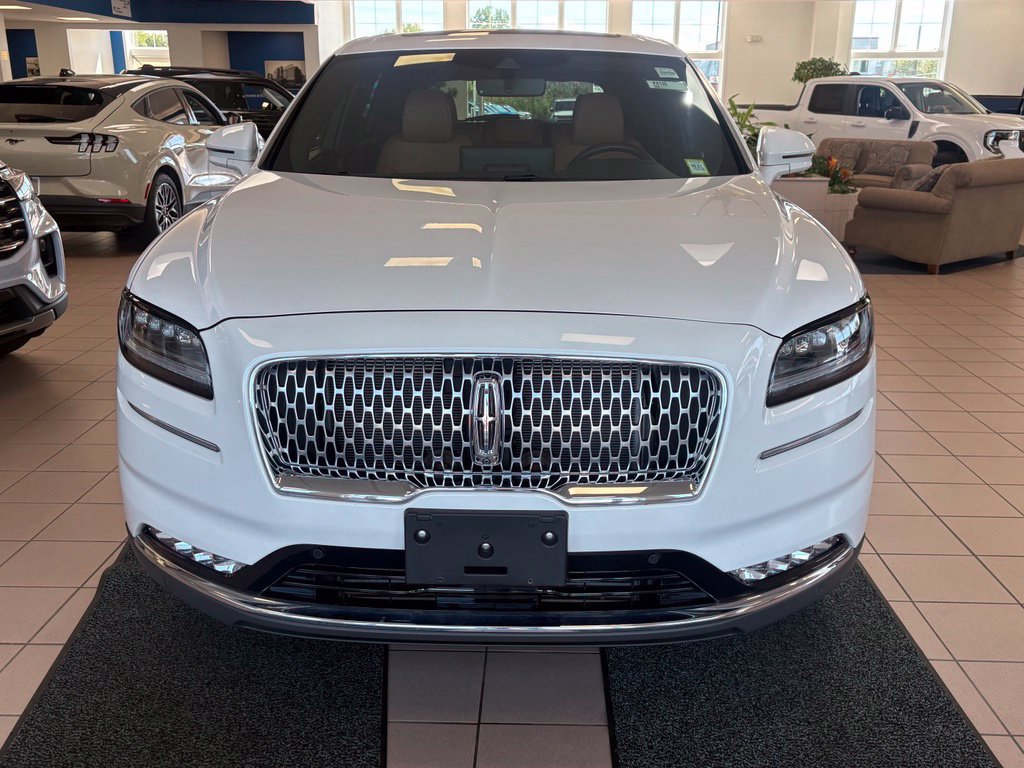 Used 2023 Lincoln Nautilus Black Label AWD/4WD image 8