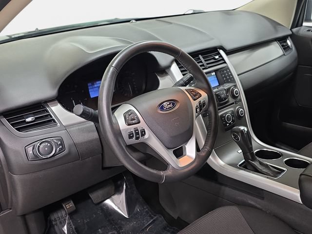 Used 2013 Ford Edge SEL FWD image 16