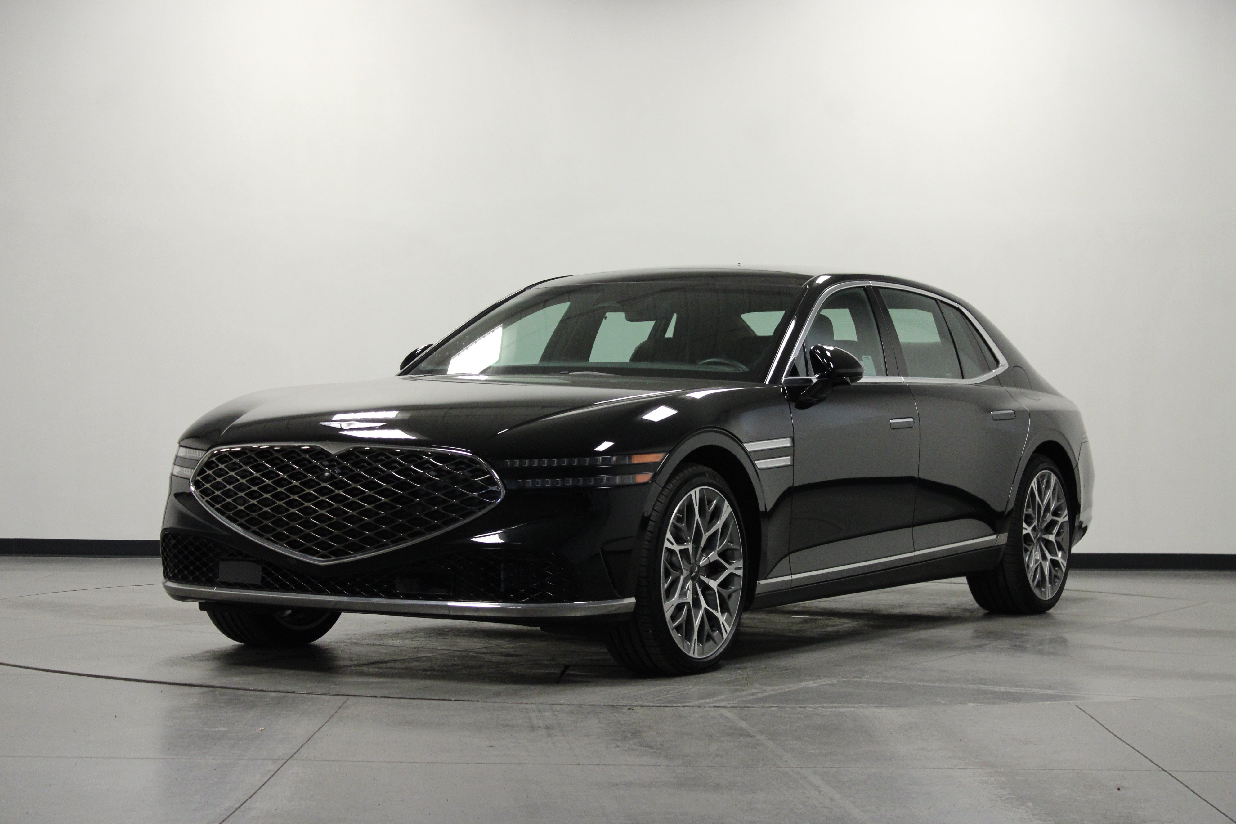 Used 2026 Genesis G90 3.5T AWD/4WD image 8