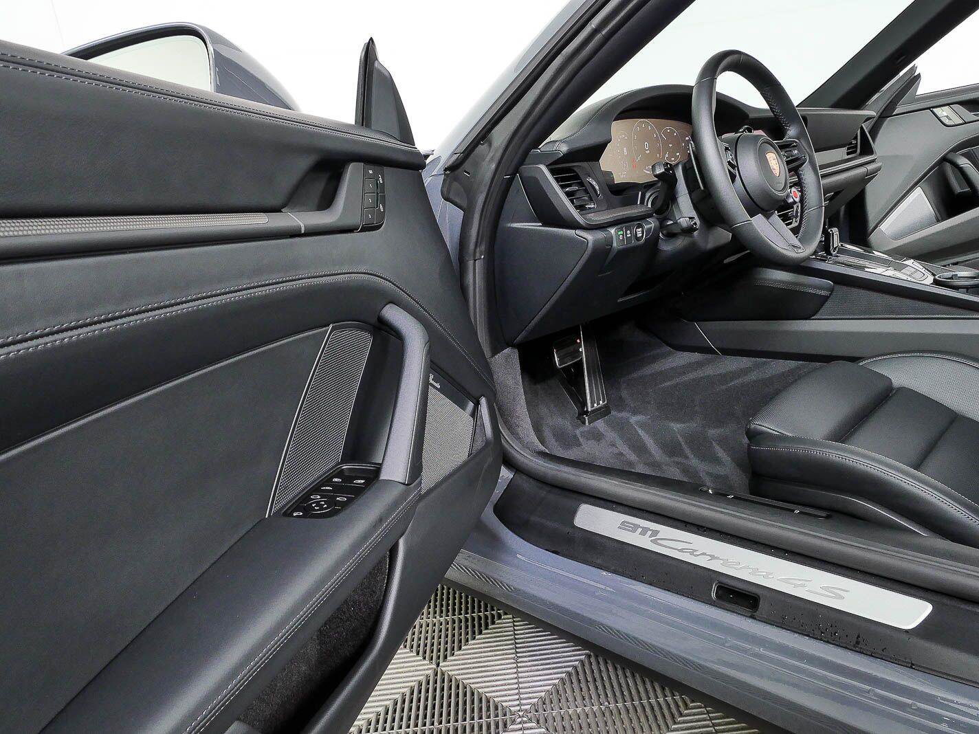 Certified 2026 Porsche 911 Carrera 4S AWD/4WD image 8