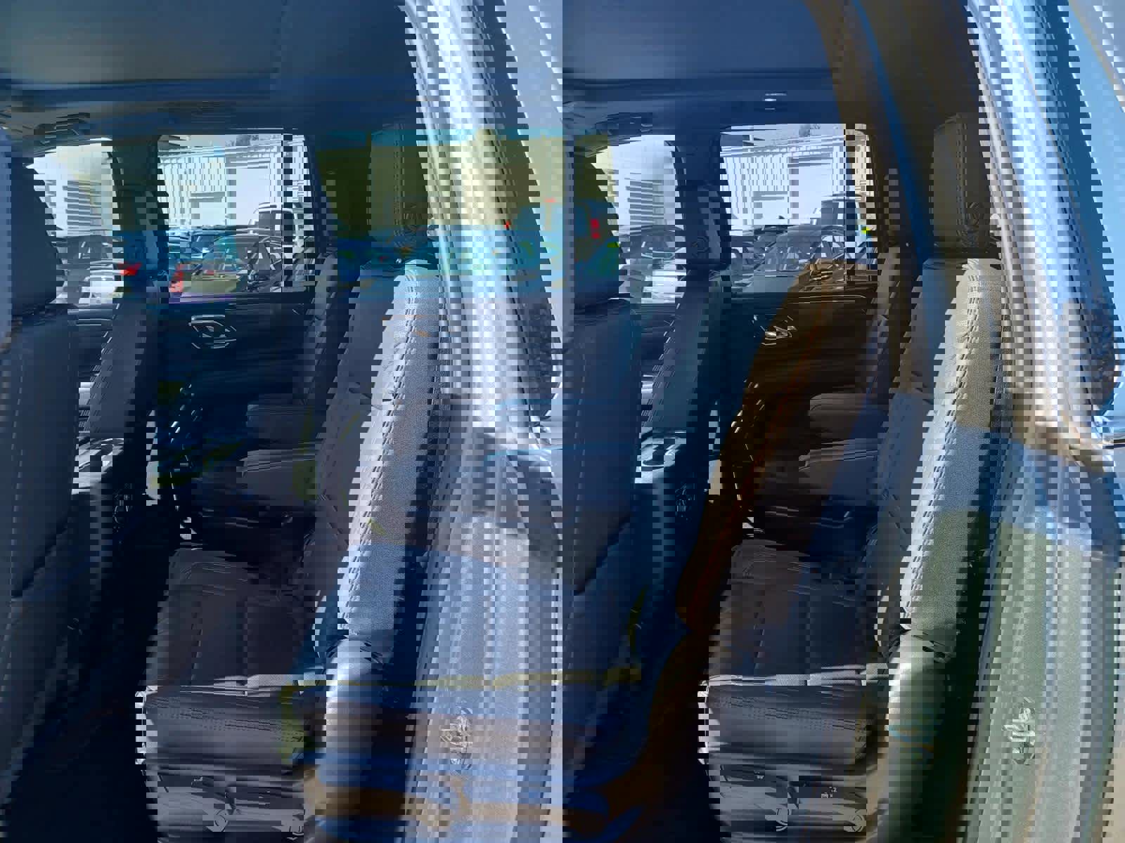 Used 2023 Chevrolet Suburban High Country w/ Premium Package 2 image 22